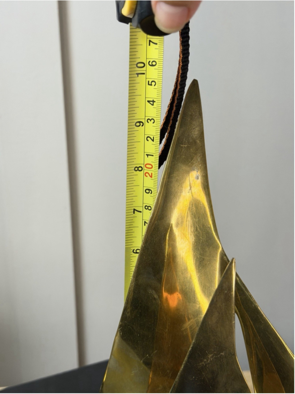 Vintage - Set of 3 Solid Brass Sailboats - Height of Each: 10”/ 9.5“/ 7”tall - Picture 12 of 15